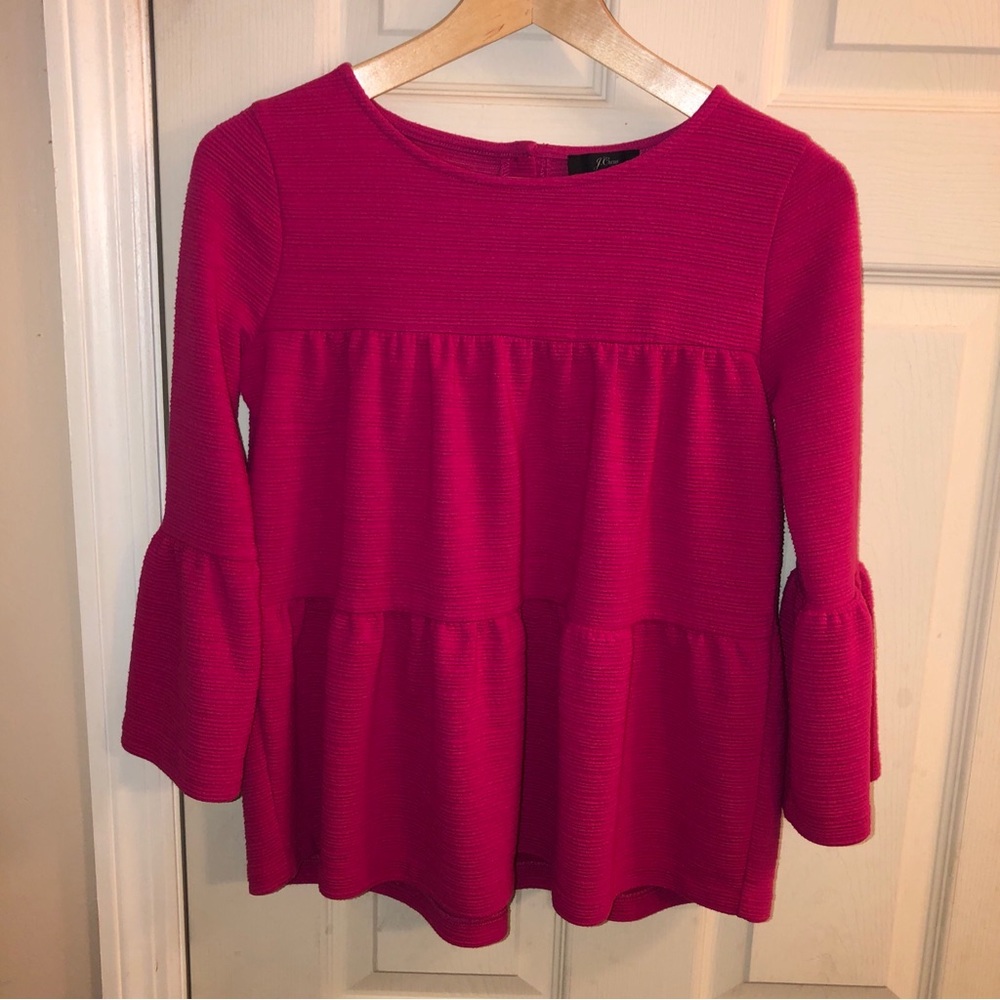 J crew XXS tiered swing top - bright pink. Button back detail